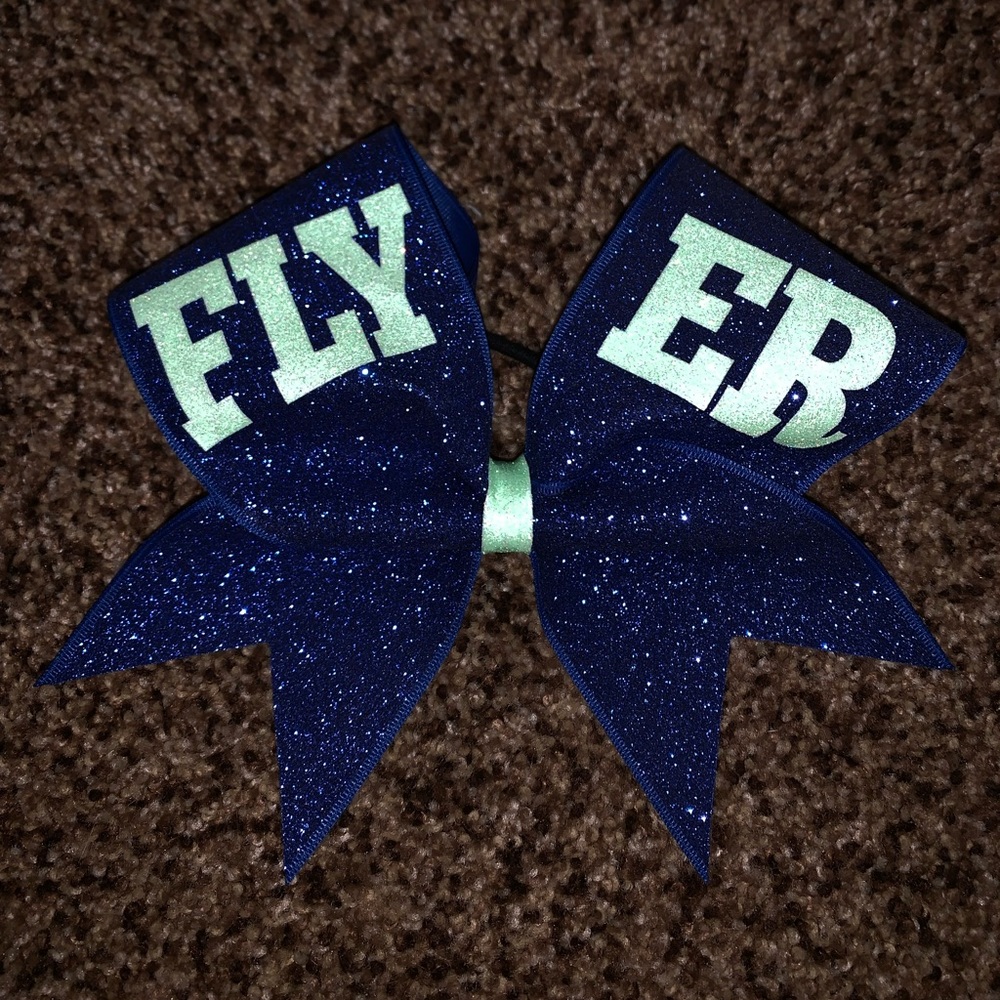 GREAT CONDITION CHEER BOW